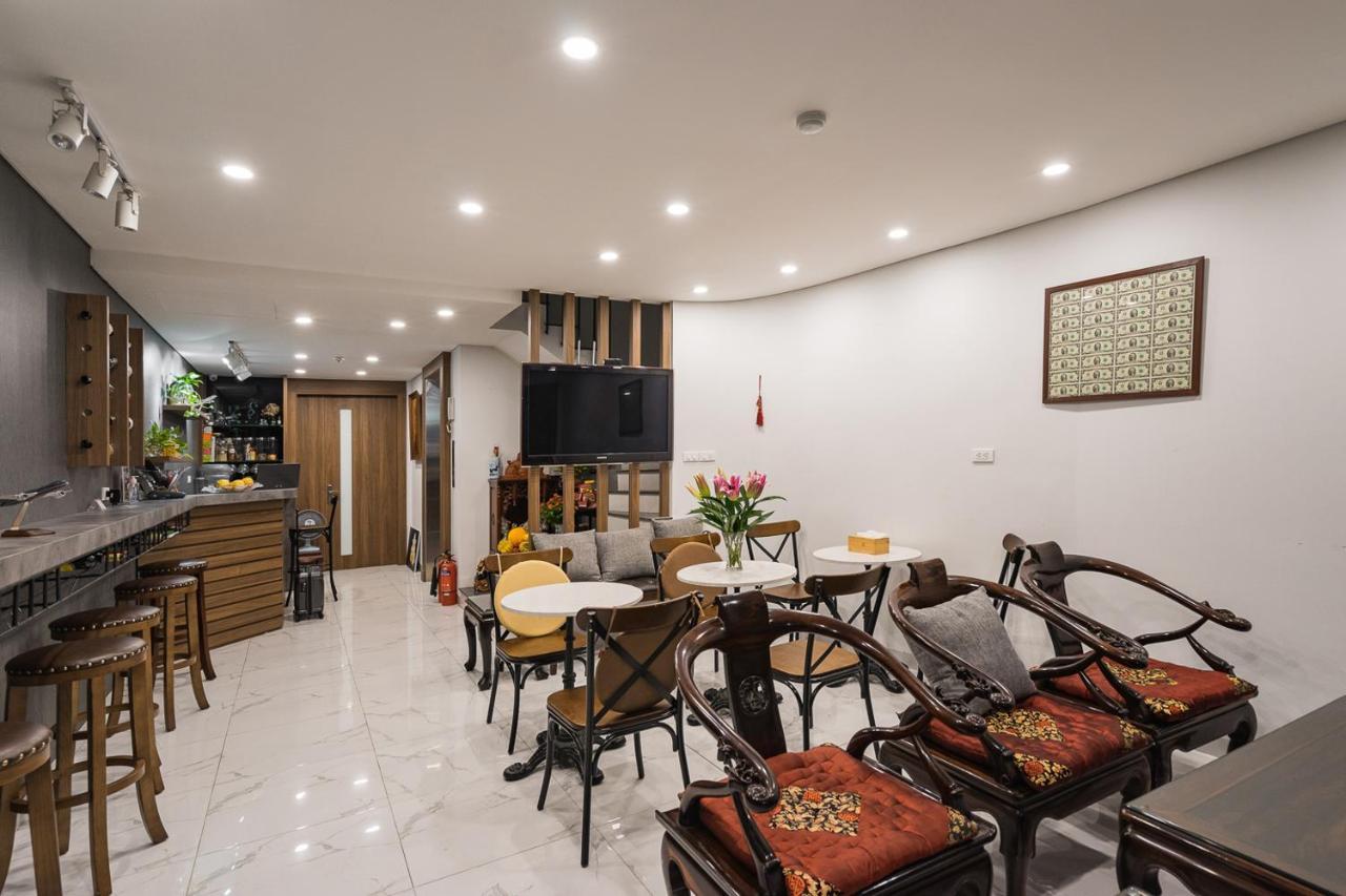 Narcissus Hotel & Apartment Hanoi Exteriör bild